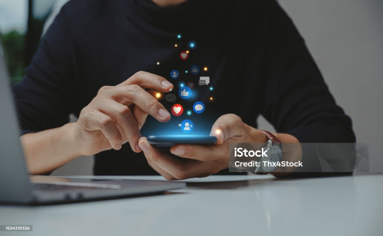 How to Start a Social Media Marketing Agency From Scratch