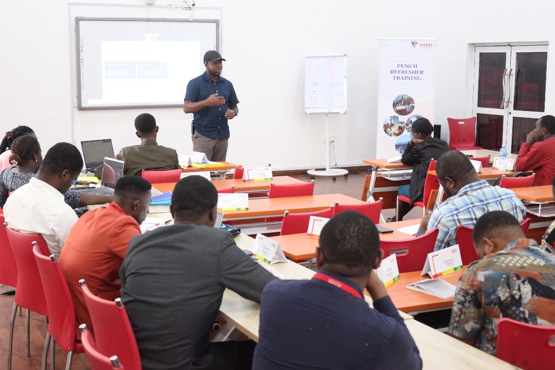 Adeola teaching SEO